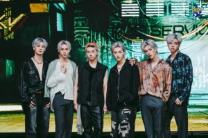 CMDM 1ST SINGLE ALBUM [BACK TO THE FUTURE]