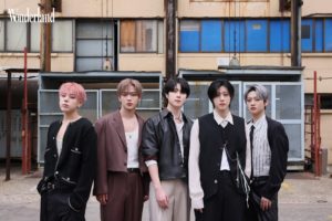 WEi 8th Mini Album [Wonderland]